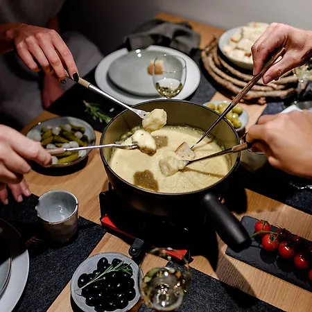 Eva Serviced Апартаменты